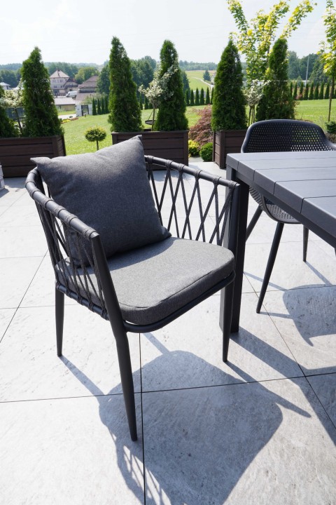 krzeslo-ogrodowe-szare-krzeslo-na-balkon-krzeslo-na-taras-krzesla-tarasowe-krzesla-balkonowe-krzesla-metalowe-krzesla-do-ogrodu-madera.jpg